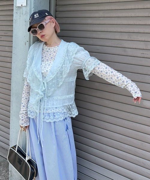 Alley Tokyo（アリートーキョー）の「フリル＆レース半袖ブラウス（シャツ/ブラウス・レディース・ベージュ/サックスブルー/オフホワイト・FREE）」の7枚目の写真