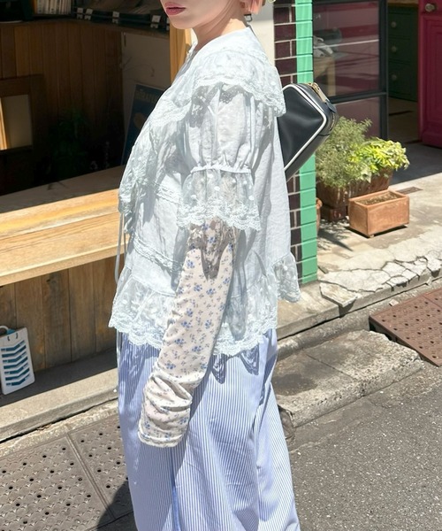 Alley Tokyo（アリートーキョー）の「フリル＆レース半袖ブラウス（シャツ/ブラウス・レディース・ベージュ/サックスブルー/オフホワイト・FREE）」の6枚目の写真