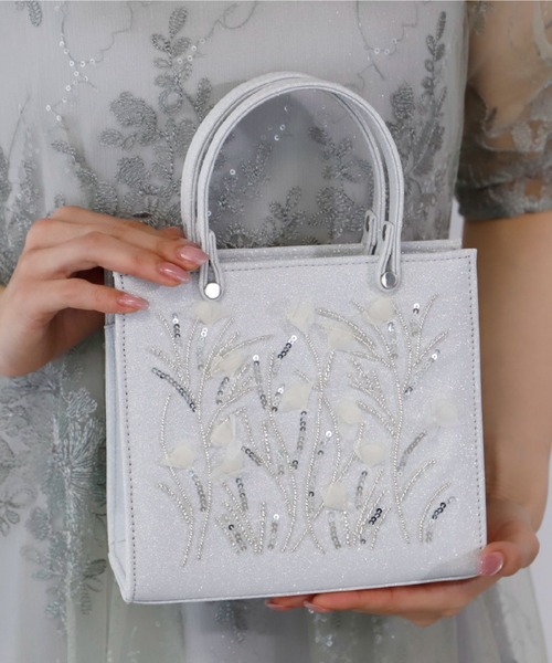 Cupid Heart(キューピッドハート)の「【Cupid Heart】結婚式用!ビーズ刺繍ラメハンドバッグ(ハンドバッグ・レディース・ベージュ/ブラック/シルバー・MEDIUM)」の1枚目の写真