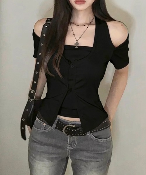 Emilie(エミリー)の「ホルターネック レイヤード風 半袖トップス(Tシャツ/カットソー・レディース・アイボリー/ブラック/チャコールグレー・FREE)」の8枚目の写真