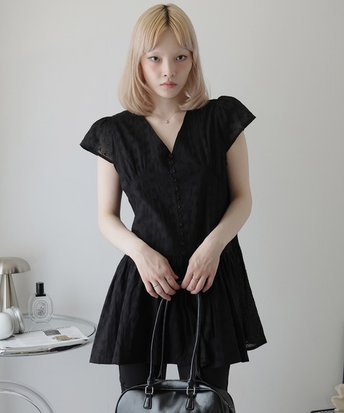 Ulysses（ユリシス）の「花柄パフスリーブミニワンピース（ワンピース・レディース・ホワイト/ブラック・F）」の11枚目の写真