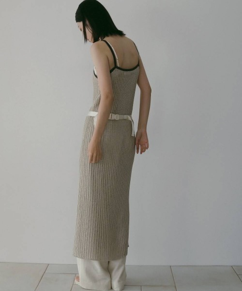 anuke（アンヌーク）の「anuke Piping Cami Onepiece（ワンピース・レディース・ベージュ/ネイビー・38/36）」の4枚目の写真