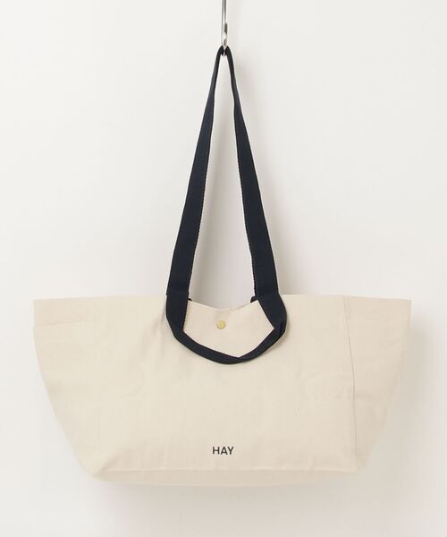 HAY(ヘイ)の「HAY / ヘイ Weekend Bag Organic Small オーガニックコットン 2WAY トートバッグ(トートバッグ・レディース・チョコ/ナチュラル・FREE)」の13枚目の写真
