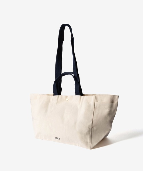 HAY(ヘイ)の「HAY / ヘイ Weekend Bag Organic Small オーガニックコットン 2WAY トートバッグ(トートバッグ・レディース・チョコ/ナチュラル・FREE)」の17枚目の写真