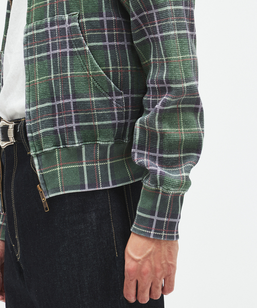 JOURNAL STANDARD（ジャーナルスタンダード）の「グランジ チェック ワッフル パーカー（パーカー・メンズ・グリーン/レッド・MEDIUM/LARGE）」の11枚目の写真