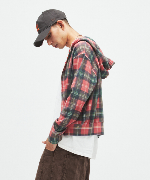 JOURNAL STANDARD（ジャーナルスタンダード）の「グランジ チェック ワッフル パーカー（パーカー・メンズ・グリーン/レッド・MEDIUM/LARGE）」の18枚目の写真