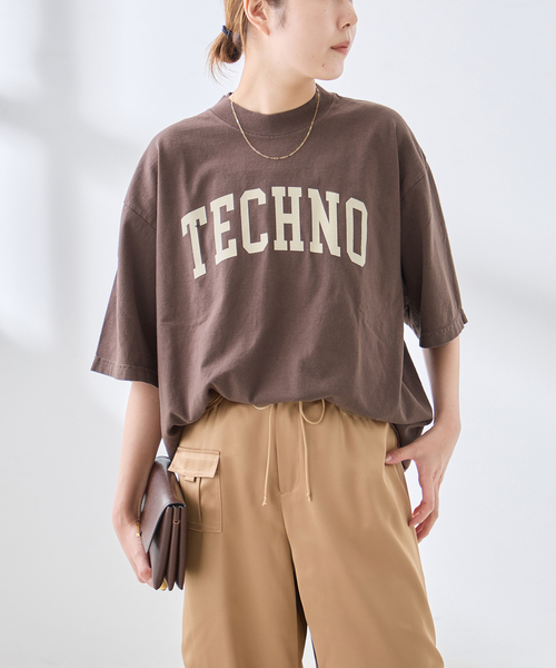 is-ness(イズネス)の「ISNESS MUSIC/イズネス ミュージック 別注 TECNO Tシャツ(Tシャツ/カットソー・レディース・ブラウン・SMALL)」の12枚目の写真