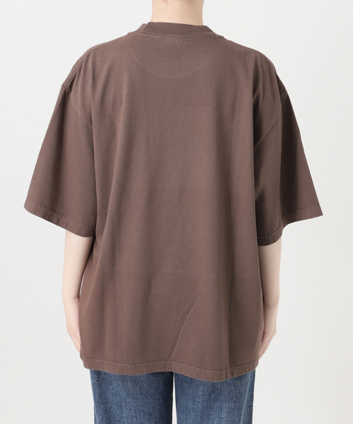 is-ness(イズネス)の「ISNESS MUSIC/イズネス ミュージック 別注 TECNO Tシャツ(Tシャツ/カットソー・レディース・ブラウン・SMALL)」の5枚目の写真
