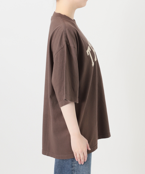 is-ness(イズネス)の「ISNESS MUSIC/イズネス ミュージック 別注 TECNO Tシャツ(Tシャツ/カットソー・レディース・ブラウン・SMALL)」の6枚目の写真