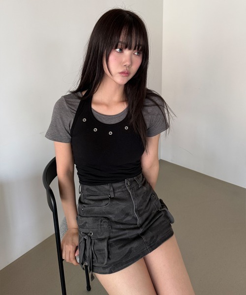 4INT.(フォイント)の「【インナーパンツ付き】ミリタリー カモフラージュ カーゴ ミニ スカート(スカート・レディース・カーキ/チャコール・M/S)」の10枚目の写真