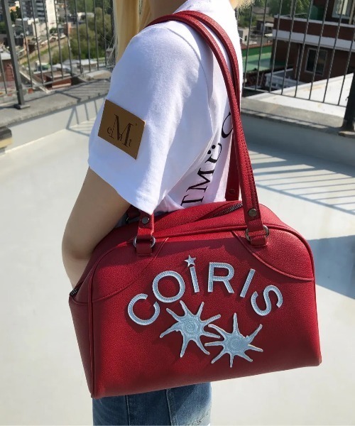 COIRIS(コイリス)の「◇COIRIS◇ブランド直輸入正規品/RODIC レザーパッチワーク ボウリングバッグ RODIC LEATHER PATCHWORK BOWLING BAG(ボストンバッグ・レディース・ブラック/レッド・FREE)」の1枚目の写真