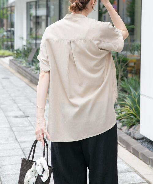 ITEMS URBANRESEARCH(アイテムズ アーバンリサーチ)の「『イージーケア』リネン混フレンチシャツ(シャツ/ブラウス・レディース・ブラウン/ベージュ/ストライプ・FREE)」の19枚目の写真