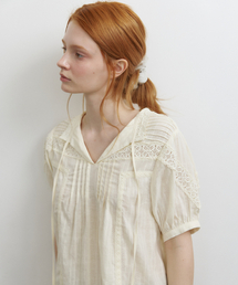 Lace-tuck puff blouse [KNSS09BL14]_Cream