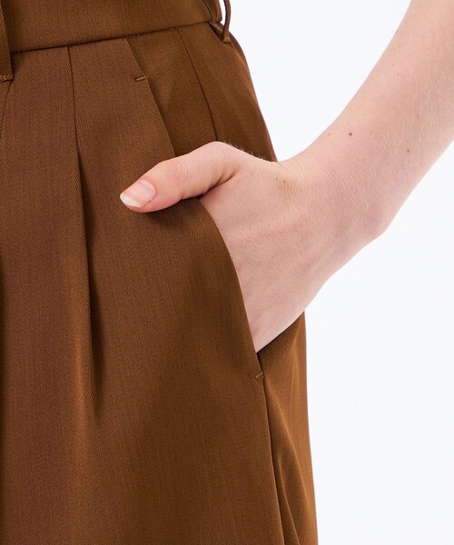 MACKINTOSH PHILOSOPHY(マッキントッシュ フィロソフィー)の「ドライツイルツータックハーフパンツ(その他パンツ・レディース・オフホワイト/ブラウン系その他4/ダークネイビー・38)」の11枚目の写真