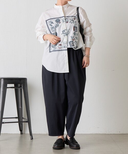 BEARDSLEY(ビアズリー)の「アトリエスカーフプリントシャツ(シャツ/ブラウス・レディース・ホワイト・FREE)」の11枚目の写真