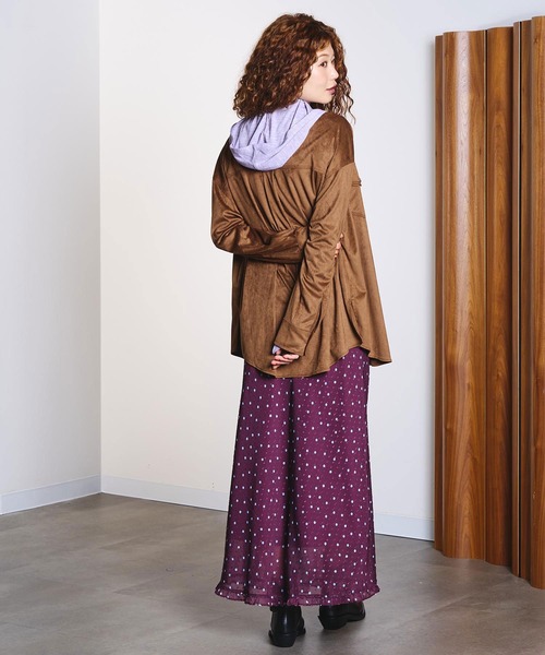 ROSE BUD(ローズバッド)の「FAUX SUEDE SHIRT(シャツ/ブラウス・レディース・パープル/ブラウン/チャコール・ONE SIZE)」の12枚目の写真