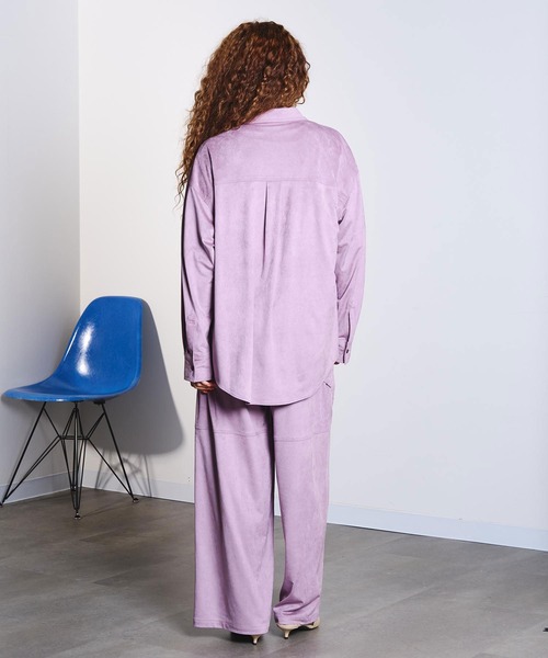 ROSE BUD(ローズバッド)の「FAUX SUEDE SHIRT(シャツ/ブラウス・レディース・パープル/ブラウン/チャコール・ONE SIZE)」の5枚目の写真