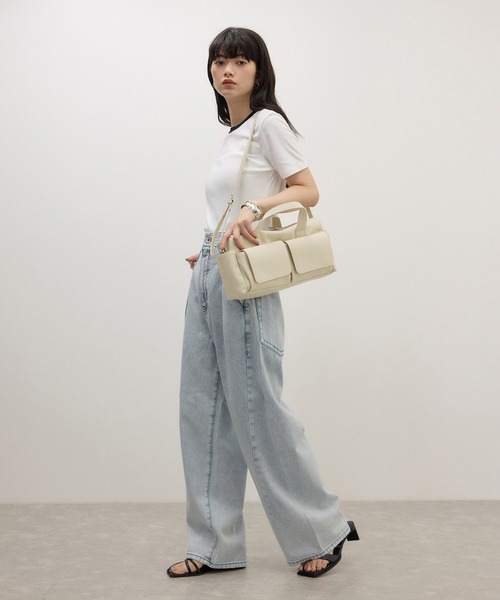 ADAM ET ROPE'(アダムエロペ)の「【WEB限定】アウトフラップポケットショルダーバッグ(ショルダーバッグ・レディース・ブラック/オフホワイト・FREE)」の11枚目の写真