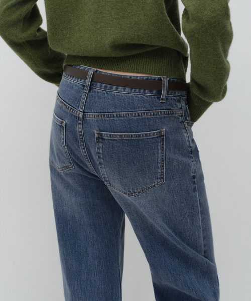 MUSINSA STANDARD WOMAN（ムシンサスタンダードウーマン）の「ウィメンズエッセンシャルルーズストレートデニムパンツ[ミディアムインディゴ]（デニムパンツ・レディース・その他・24/25/26/27/28/29/30/23/32）」の6枚目の写真