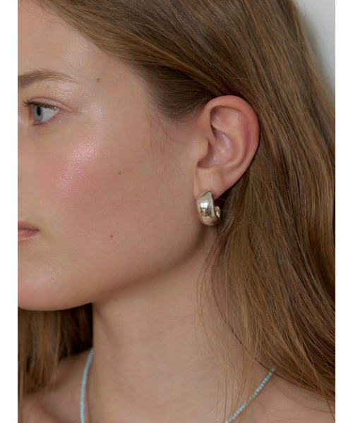 LOVE ME MONSTER（ラブミーモンスター）の「Bold Rough Earrings (L262MER050)（ピアス（両耳用）・レディース・シルバー/ゴールド・FREE）」の3枚目の写真