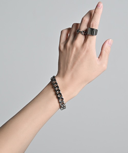 ADRER(アドラー)の「Surgical Stainless Bracelet / サージカルステンレスブレスレット(ブレスレット・メンズ・シルバー・FREE)」の5枚目の写真
