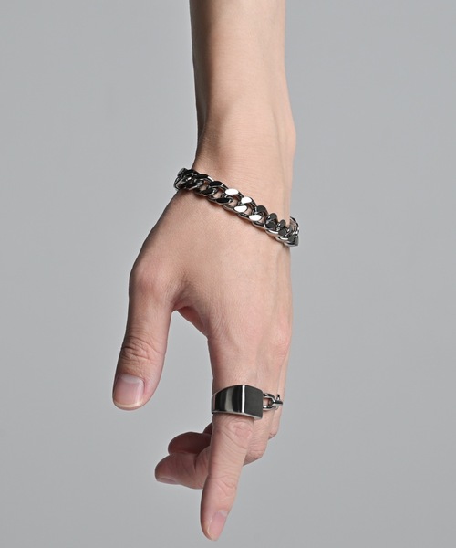 ADRER(アドラー)の「Surgical Stainless Bracelet / サージカルステンレスブレスレット(ブレスレット・メンズ・シルバー・FREE)」の2枚目の写真