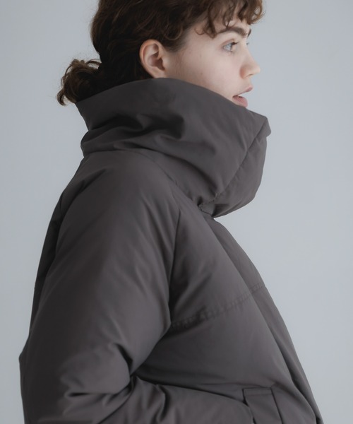 URBAN RESEARCH Sonny Label(アーバンリサーチサニーレーベル)の「撥水ビッグカラーダウンコート(ダウンジャケット/コート・レディース・ブラウン/チャコールグレー/ブラック・FREE)」の18枚目の写真