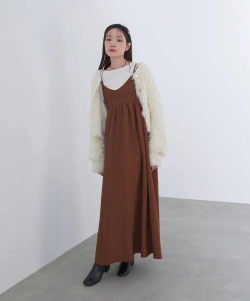 Bab(バブ)の「【S・Mサイズ展開】ビスチェライクフレアキャミワンピース(ワンピース・レディース・ブルー/グレイッシュベージュ/ブラウン/ブラック・SMALL/MEDIUM)」の6枚目の写真