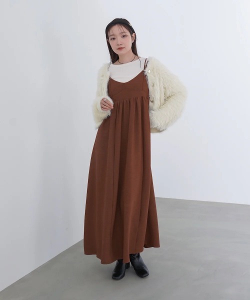 Bab(バブ)の「【S・Mサイズ展開】ビスチェライクフレアキャミワンピース(ワンピース・レディース・ブルー/グレイッシュベージュ/ブラウン/ブラック・SMALL/MEDIUM)」の14枚目の写真