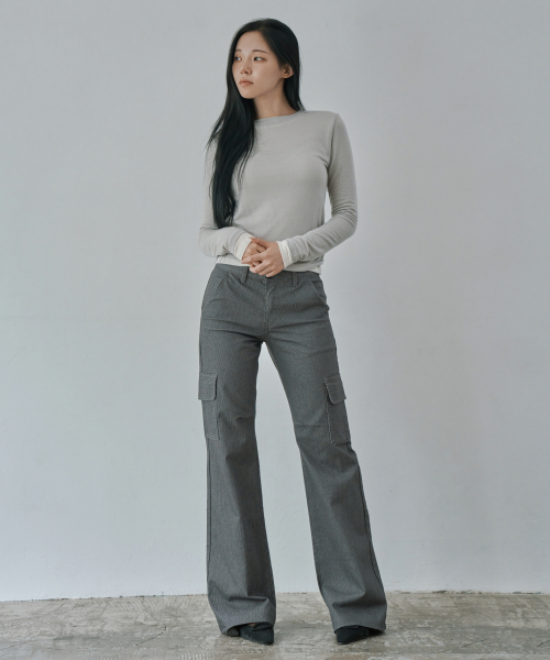 WAARFORWOMAN（ワール・フォー・ウーマン）の「W1163 ストライプブーツカットパンツ_グレー（その他パンツ・レディース・その他・MEDIUM/LARGE/SMALL）」の8枚目の写真