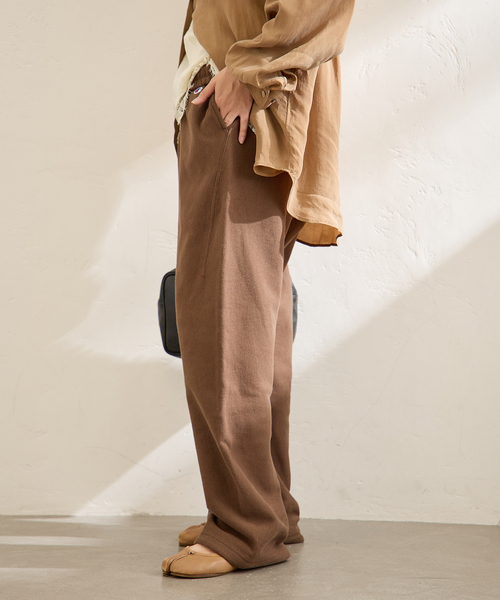 Champion(チャンピオン)の「別注【CHAMPION/チャンピオン】 for JS RW 11.5oz SWEAT PANTS(スウェットパンツ・レディース・チャコールグレー/アイボリー/ブラウン/ブラック・LARGE/SMALL)」の17枚目の写真