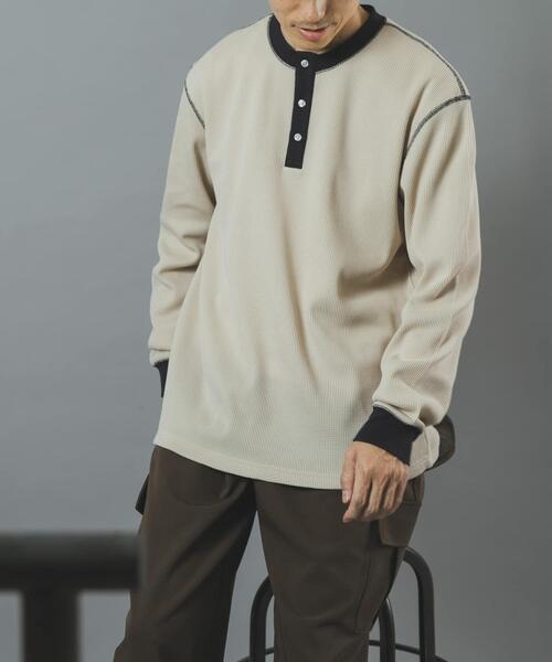 ITEMS URBANRESEARCH(アイテムズ アーバンリサーチ)の「配色ワッフルヘンリーネックカットソー(Tシャツ/カットソー・メンズ・モカ/チャコールグレー/ブラック/アイボリー・LARGE/MEDIUM)」の9枚目の写真