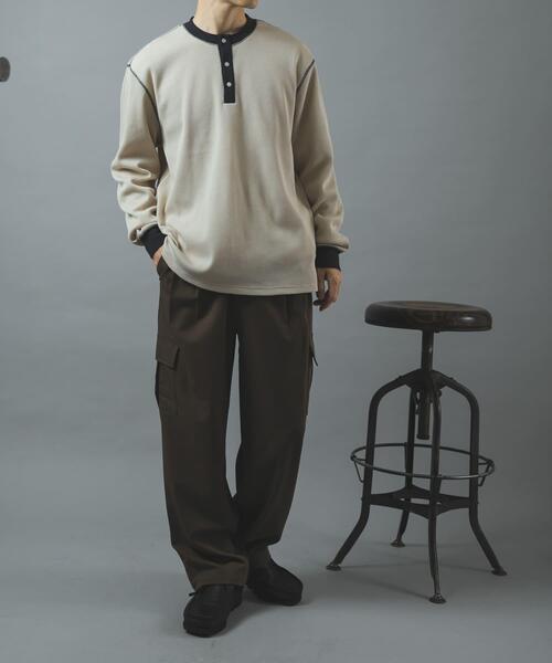 ITEMS URBANRESEARCH(アイテムズ アーバンリサーチ)の「配色ワッフルヘンリーネックカットソー(Tシャツ/カットソー・メンズ・モカ/チャコールグレー/ブラック/アイボリー・LARGE/MEDIUM)」の10枚目の写真