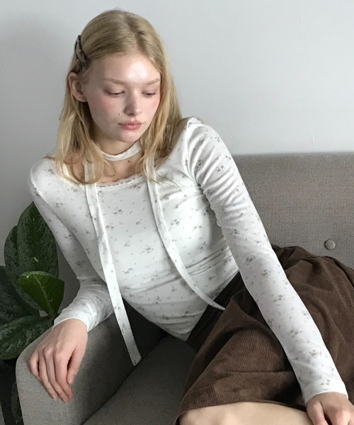 Birthday room(バースデイルーム)の「タイ付き花柄T/Floral T-shirt with tie detail(Tシャツ/カットソー・レディース・ブラウン/ピンク・FREE)」の3枚目の写真