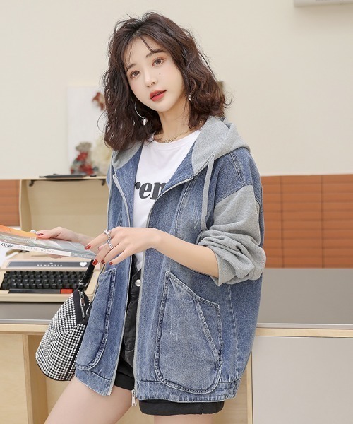 witch(ウイッチ)の「デニム ジャケットレフード付き 長袖羽織 ゆったり ジージャン(デニムジャケット・レディース・ブルー・M/L/XL)」の1枚目の写真