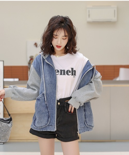 witch(ウイッチ)の「デニム ジャケットレフード付き 長袖羽織 ゆったり ジージャン(デニムジャケット・レディース・ブルー・M/L/XL)」の12枚目の写真