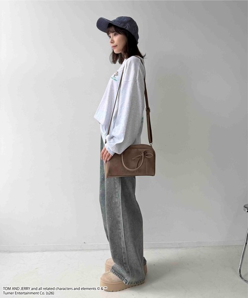 AS KNOW AS plus(アズノゥアズプラス)の「☆アクリルキーホルダー付き トムとジェリー 刺繍ロンT 【TOM and JERRY/トムとジェリー】(Tシャツ/カットソー・レディース・スミクロ/オフホワイト/オートミール/ダークグリーン・FREE)」の19枚目の写真