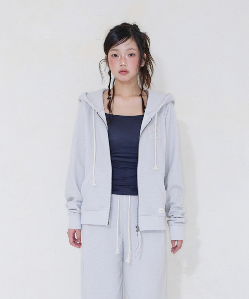 MIRECO(ミレコ)の「2-WAY FLOWER SLEEVELESS NAVY(Tシャツ/カットソー・レディース・その他・FREE)」の2枚目の写真