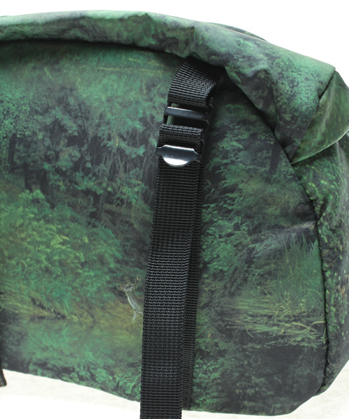 And A（アンドエー）の「ルーツDEリュック（And A ×hummel）（バックパック/リュック・メンズ・ベージュ/オリーブ・FREE）」の7枚目の写真