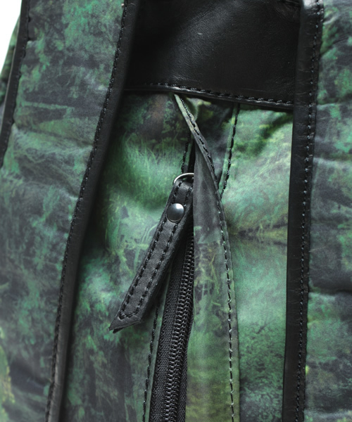 And A（アンドエー）の「ルーツDEリュック（And A ×hummel）（バックパック/リュック・メンズ・ベージュ/オリーブ・FREE）」の12枚目の写真