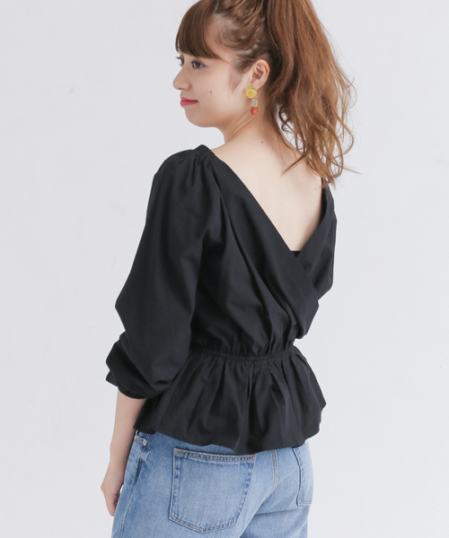 URBAN RESEARCH Sonny Label（アーバンリサーチサニーレーベル）の「2WAYシャーリングブラウス（シャツ/ブラウス・レディース・ベージュ/ピンク/ブラック・FREE）」の4枚目の写真