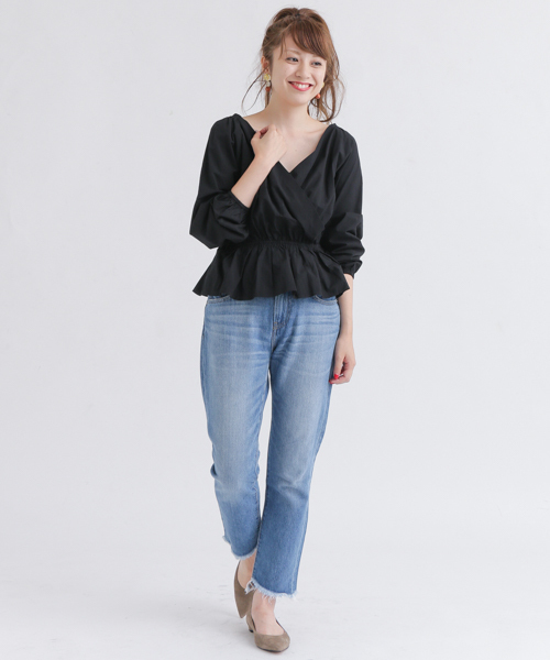 URBAN RESEARCH Sonny Label（アーバンリサーチサニーレーベル）の「2WAYシャーリングブラウス（シャツ/ブラウス・レディース・ベージュ/ピンク/ブラック・FREE）」の5枚目の写真