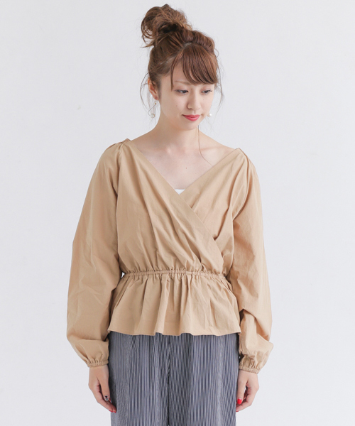 URBAN RESEARCH Sonny Label（アーバンリサーチサニーレーベル）の「2WAYシャーリングブラウス（シャツ/ブラウス・レディース・ベージュ/ピンク/ブラック・FREE）」の19枚目の写真