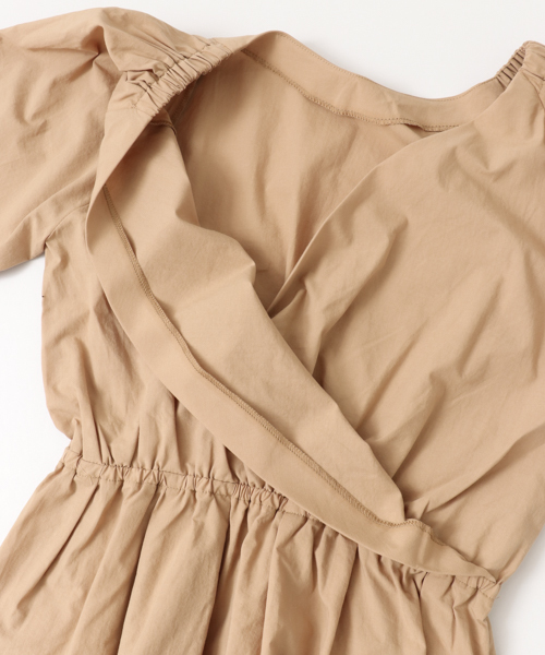 URBAN RESEARCH Sonny Label（アーバンリサーチサニーレーベル）の「2WAYシャーリングブラウス（シャツ/ブラウス・レディース・ベージュ/ピンク/ブラック・FREE）」の17枚目の写真