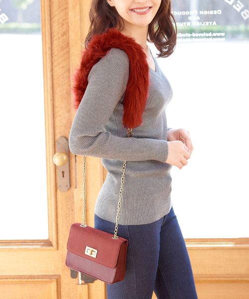 KOBE LETTUCE（コウベレタス）の「バッグは小さめが可愛い☆アクセサリーのようにコーデを格上げ！ファーショルダーミニバッグ/レディース鞄/パーティーバッグ[B1106]神戸レタス（ショルダーバッグ・レディース・ベージュ/ブラック/ボルドー・FREE）」の10枚目の写真