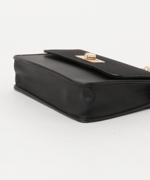 KOBE LETTUCE（コウベレタス）の「バッグは小さめが可愛い☆アクセサリーのようにコーデを格上げ！ファーショルダーミニバッグ/レディース鞄/パーティーバッグ[B1106]神戸レタス（ショルダーバッグ・レディース・ベージュ/ブラック/ボルドー・FREE）」の5枚目の写真