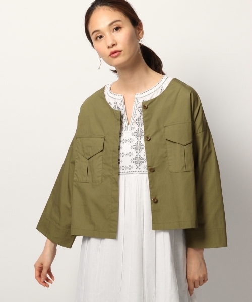 GLOBAL WORK（グローバルワーク）の「ノーカラーシャツブルゾン/795947（ブルゾン・レディース・カーキ/ネイビー・MEDIUM/LARGE）」の2枚目の写真