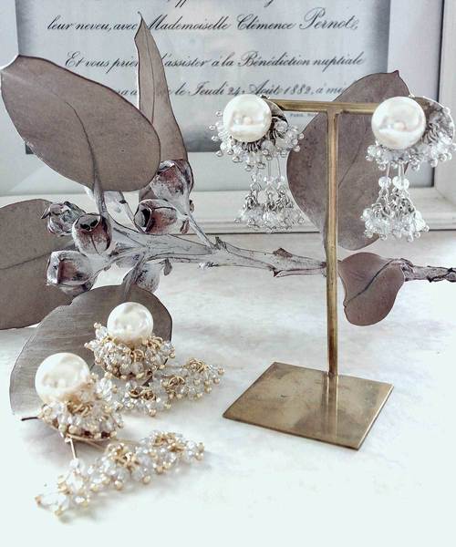 Cupid Heart(キューピッドハート)の「【Cupid Heart】結婚式アクセサリー ミニクリアタッセルイヤリング(イヤリング・レディース・シルバー/ゴールド・MEDIUM)」の7枚目の写真