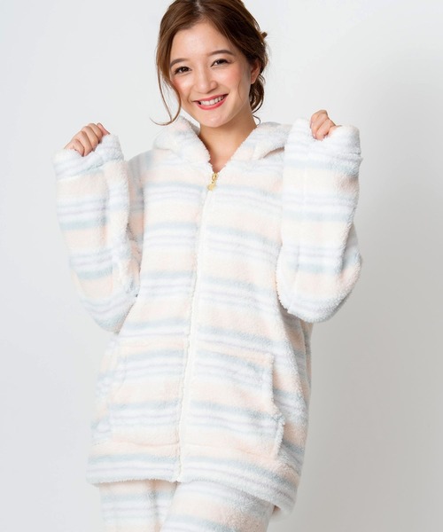 fran de lingerie(フランデランジェリー)の「memory fleece マイクロフリース パーカー上下セット(ルームウェア/パジャマ・レディース・ホワイト/パープル/ネイビー/オフホワイト/ピンク/オレンジ/ミント/ダークブルー/ワイン/ブルー/サックスブルー/チョコ/ローズ/ブルーパープル/グレー・M-L)」の15枚目の写真