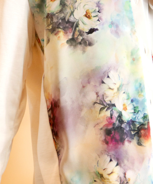 salle de bal（サルデバル）の「【For the people/フォーザピープル】水彩調花柄プリント　カーディガン　AOD（カーディガン/ボレロ・レディース・ネイビー/オフホワイト・FREE）」の7枚目の写真